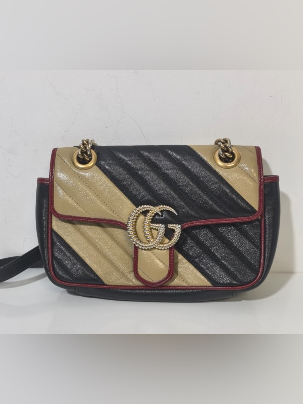 Pre-Owned Gucci GG Marmont Color Block Leather Crossbody Bag